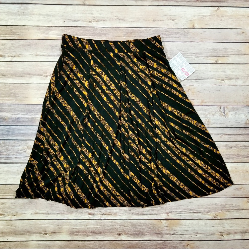S Lularoe Madison skirt